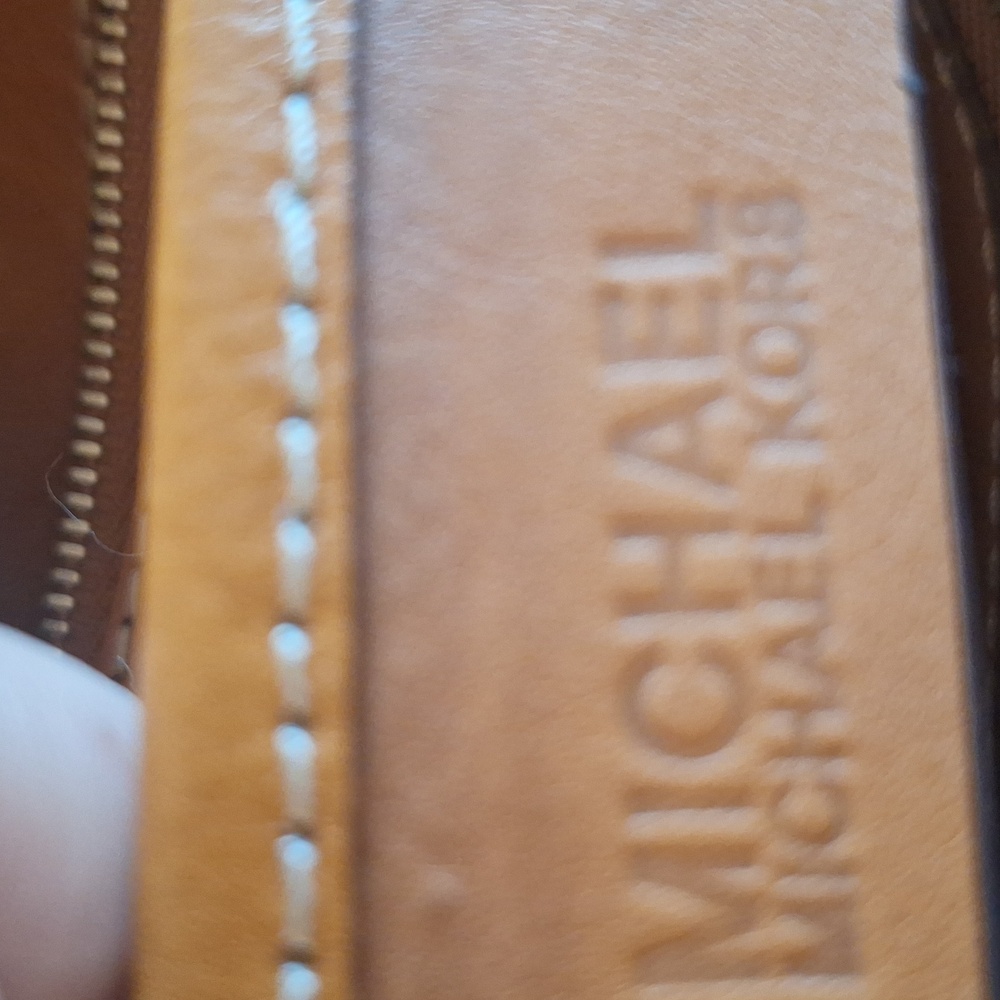 MICHAEL Michael Kors Tan Leather Tote with Structured Design - Picture 2 of 16
